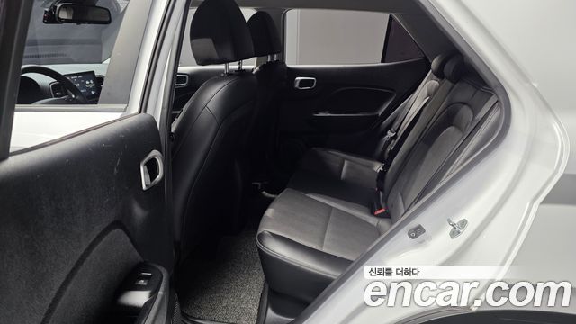 Hyundai Venue 2021 — photo 16