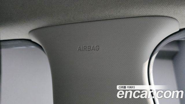 Hyundai Venue 2021 — photo 30