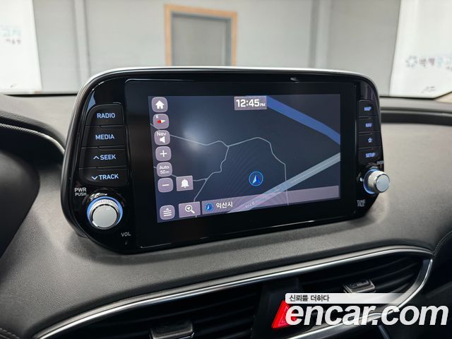 Hyundai Santafe 2019 — photo 14