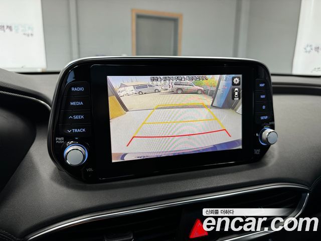 Hyundai Santafe 2019 — photo 15