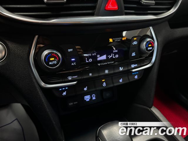 Hyundai Santafe 2019 — photo 16
