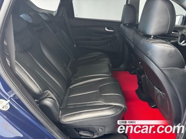 Hyundai Santafe 2019 — photo 18