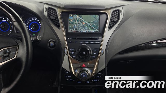 Hyundai Grandeur 2012 — photo 20