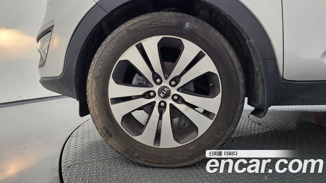 Kia Sportage 2011 — photo 5