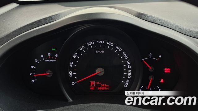 Kia Sportage 2011 — photo 8