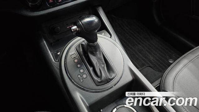 Kia Sportage 2011 — photo 9