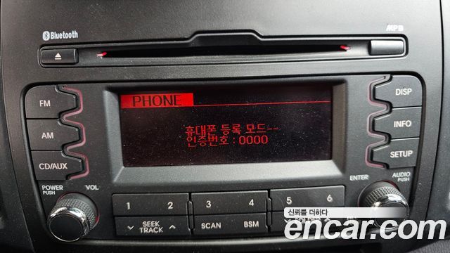 Kia Sportage 2011 — photo 16
