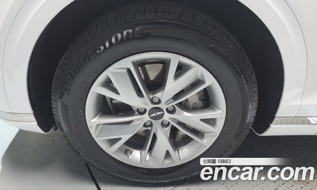 Genesis GV70 2026 — photo 5