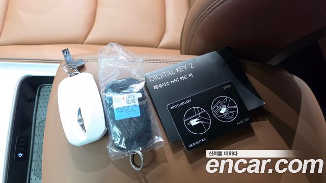 Genesis GV70 2026 — photo 25