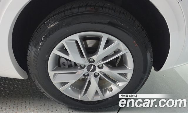 Genesis GV70 2026 — photo 7