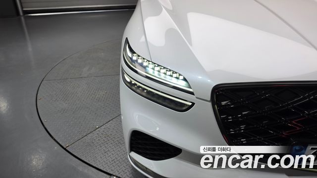 Genesis GV70 2026 — photo 8
