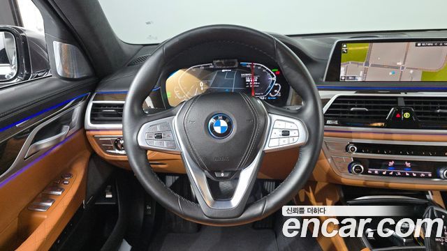 BMW 7-Series 2022 — photo 19