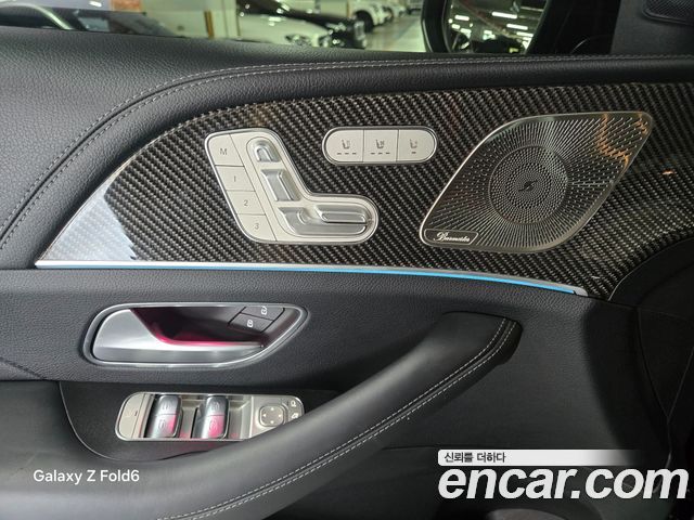Mercedes-Benz GLE-Class 2025 — photo 10