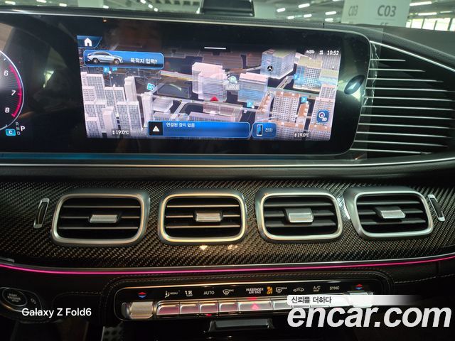 Mercedes-Benz GLE-Class 2025 — photo 12