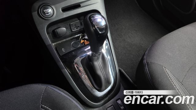 Renault Korea QM3 2015 — photo 12