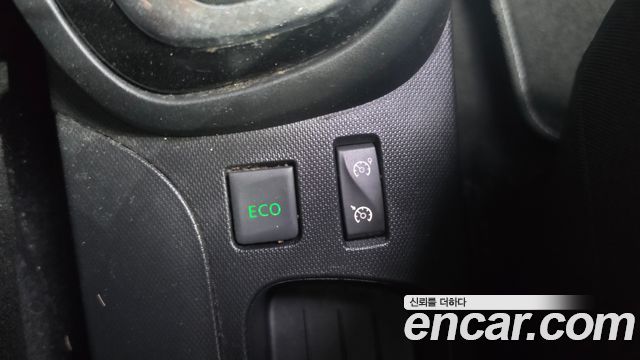 Renault Korea QM3 2015 — photo 19