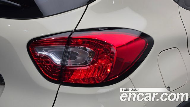 Renault Korea QM3 2015 — photo 9
