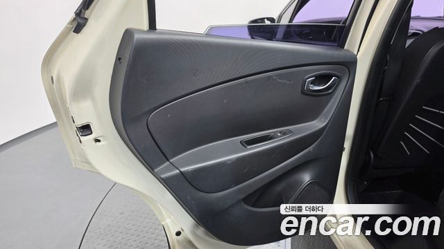 Renault Korea QM3 2015 — photo 15