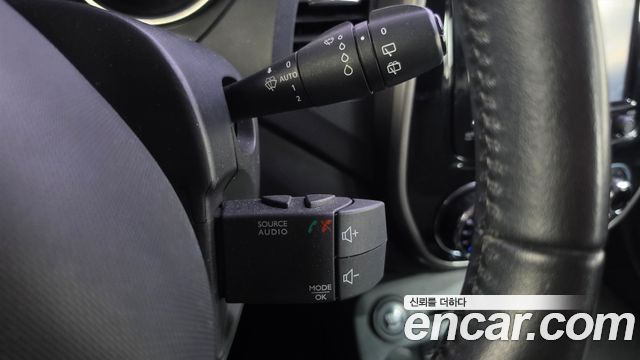 Renault Korea QM3 2015 — photo 29