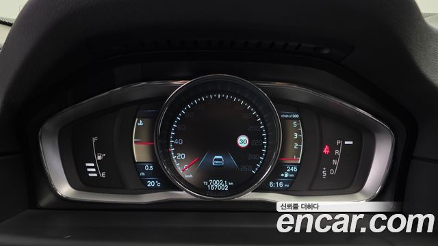 Volvo XC70 2014 — photo 8