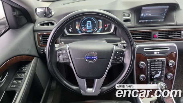 Volvo XC70 2014 — photo 13