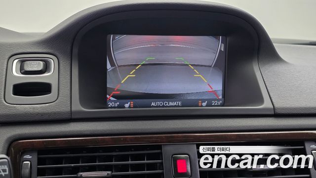 Volvo XC70 2014 — photo 14