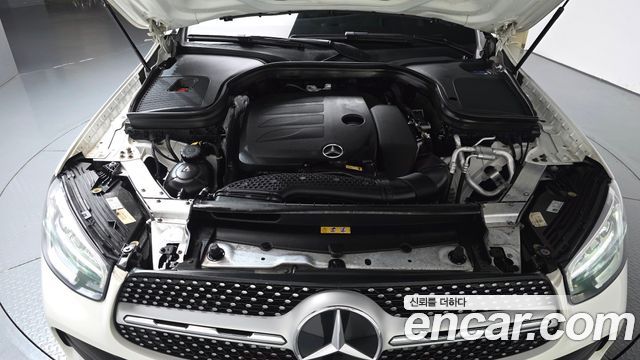 Mercedes-Benz GLC-Class 2020 — photo 6