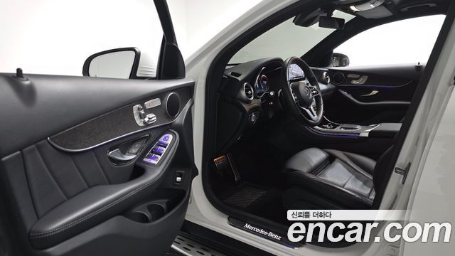 Mercedes-Benz GLC-Class 2020 — photo 13