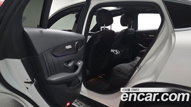 Mercedes-Benz GLC-Class 2020 — photo 18