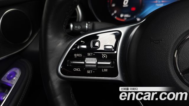 Mercedes-Benz GLC-Class 2020 — photo 23