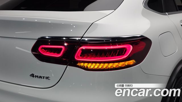 Mercedes-Benz GLC-Class 2020 — photo 9