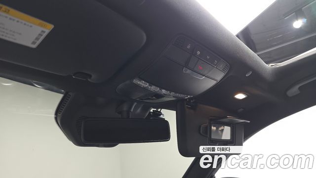 Mercedes-Benz GLC-Class 2020 — photo 28