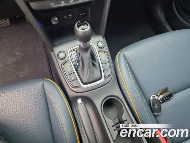 Hyundai Kona 2018 — photo 12