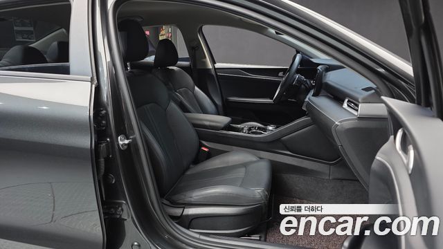 Kia K5 2021 — photo 11