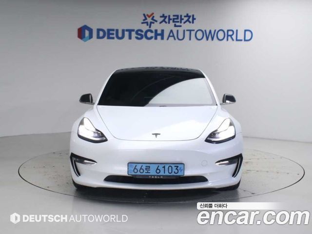 Tesla Model 3 2020 — photo 1