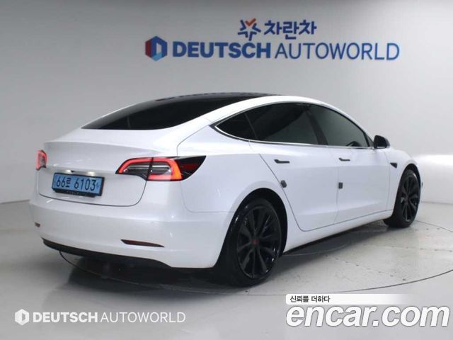 Tesla Model 3 2020 — photo 3