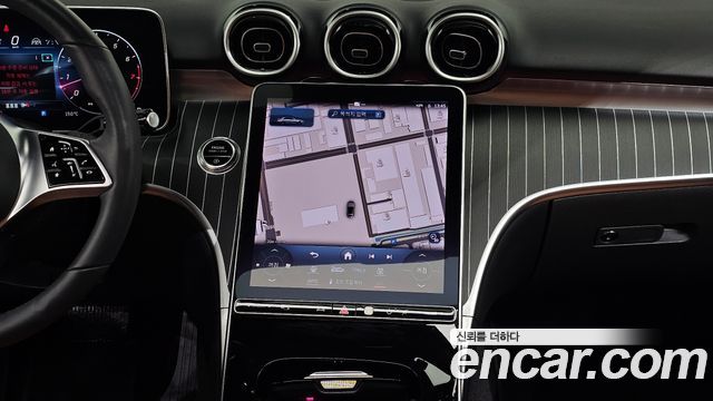 Mercedes-Benz C-Class 2024 — photo 20