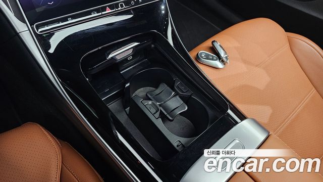 Mercedes-Benz C-Class 2024 — photo 37