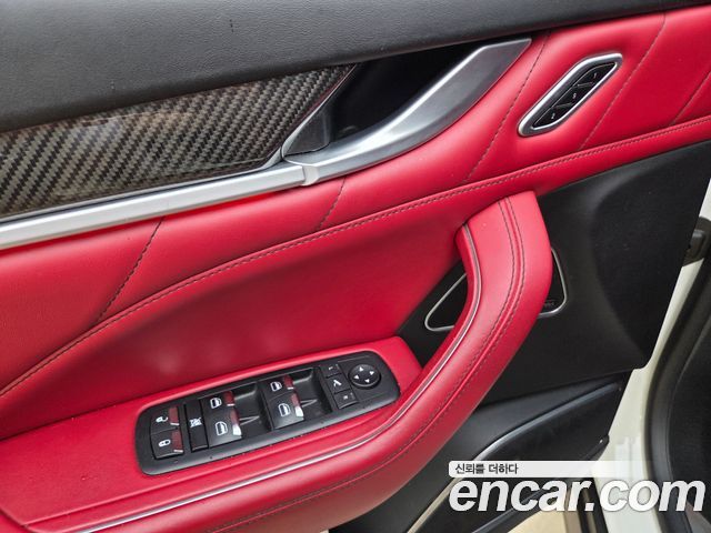Maserati Levante 2019 — photo 10