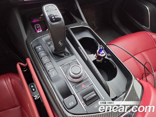 Maserati Levante 2019 — photo 12