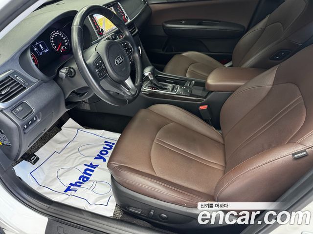 Kia K5 2016 — photo 10