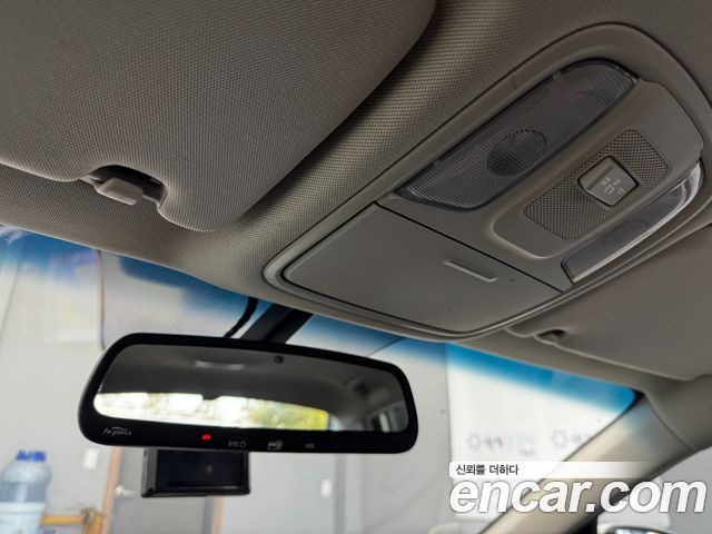 Kia K5 2016 — photo 17