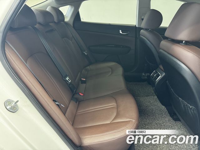 Kia K5 2016 — photo 19