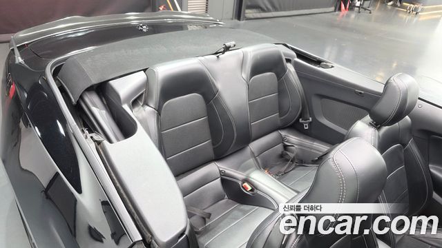 Ford Mustang 2019 — photo 17