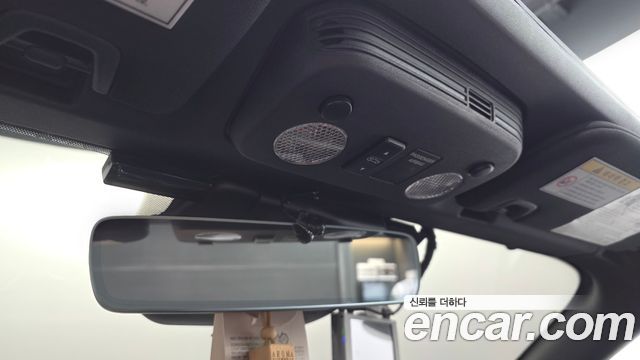 Ford Mustang 2019 — photo 25