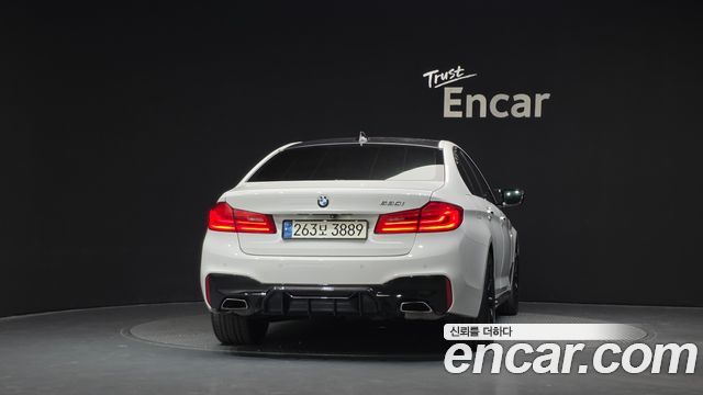 BMW 5-Series 2017 — photo 4