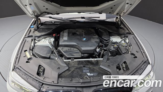 BMW 5-Series 2017 — photo 6