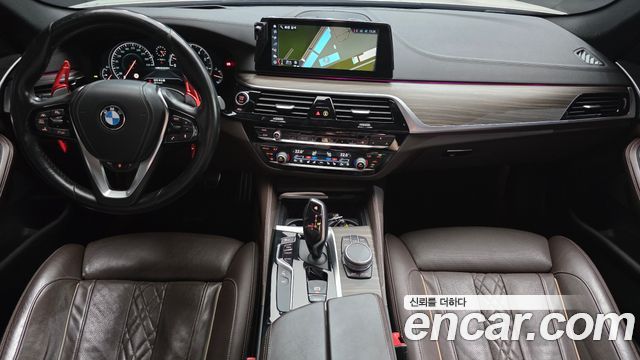 BMW 5-Series 2017 — photo 7