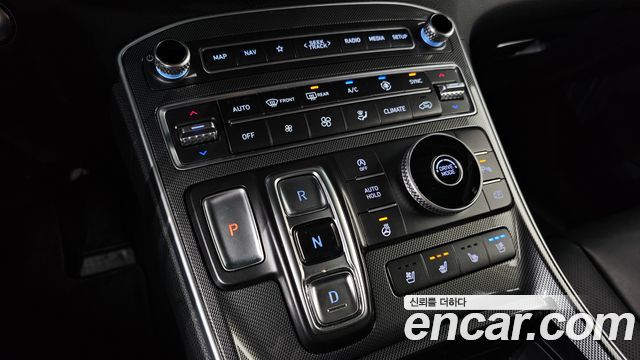 Hyundai Santafe 2022 — photo 9