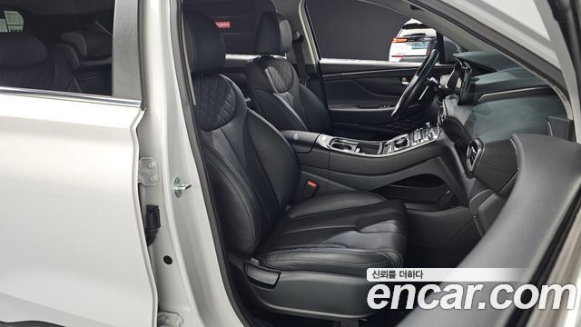 Hyundai Santafe 2022 — photo 12